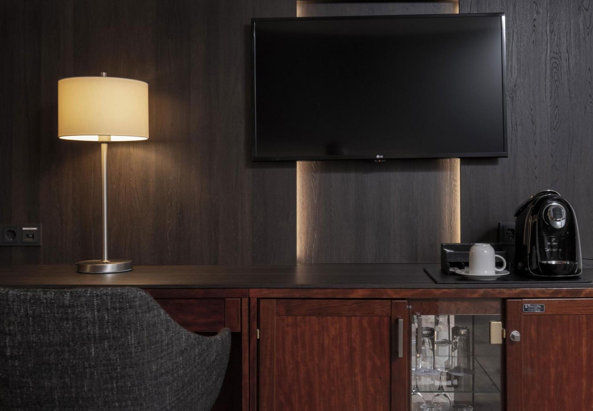 Maritim Hotel BRE Екстериор снимка
