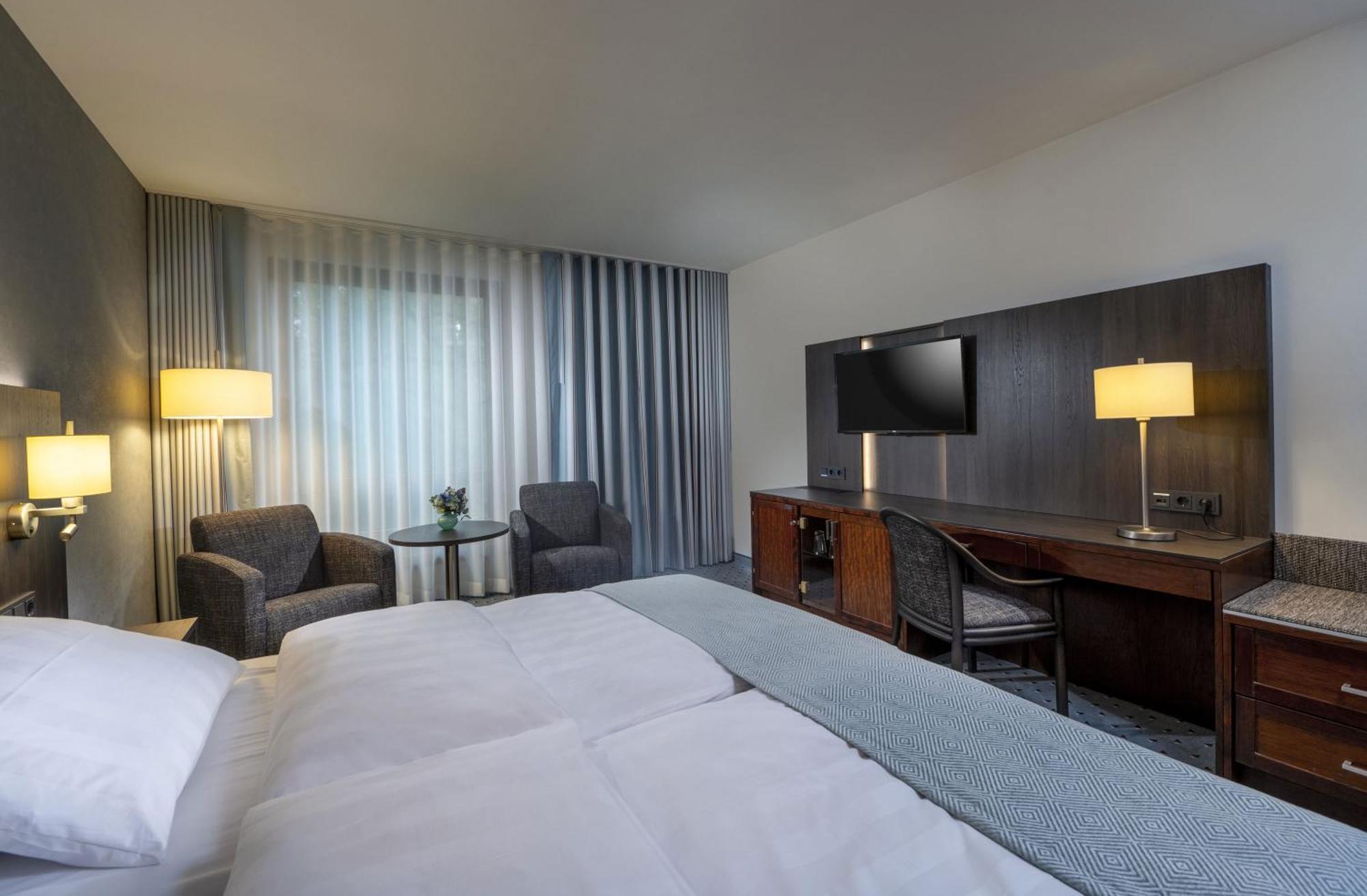 Maritim Hotel BRE Екстериор снимка